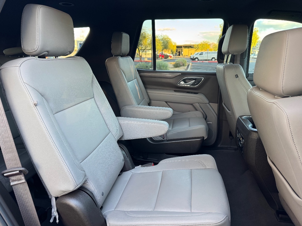 2023 Chevrolet Tahoe LT photo 4