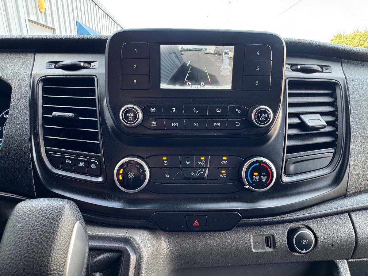 2020 Ford Transit Van Base - Photo 14