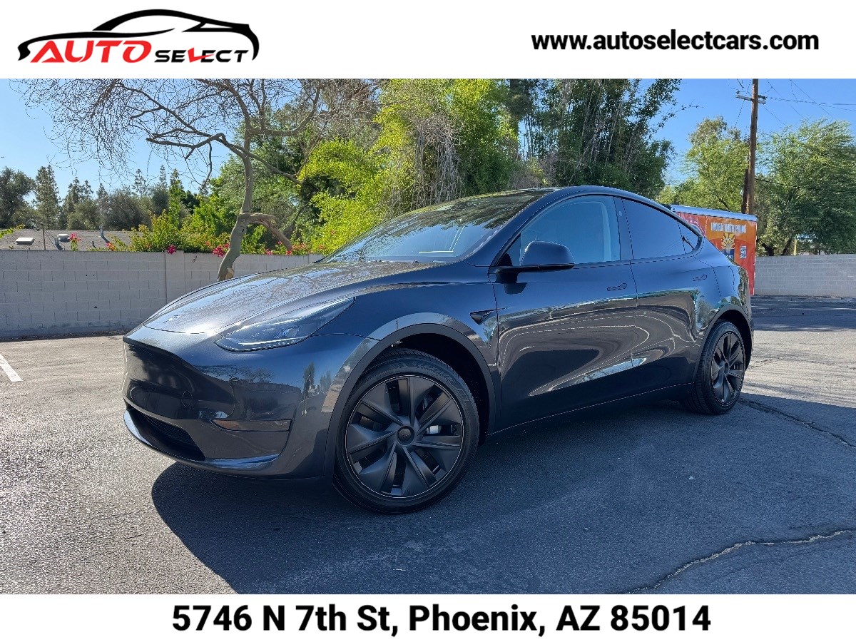 2024 Tesla Model Y Long Range Rear Wheel Drive's photo