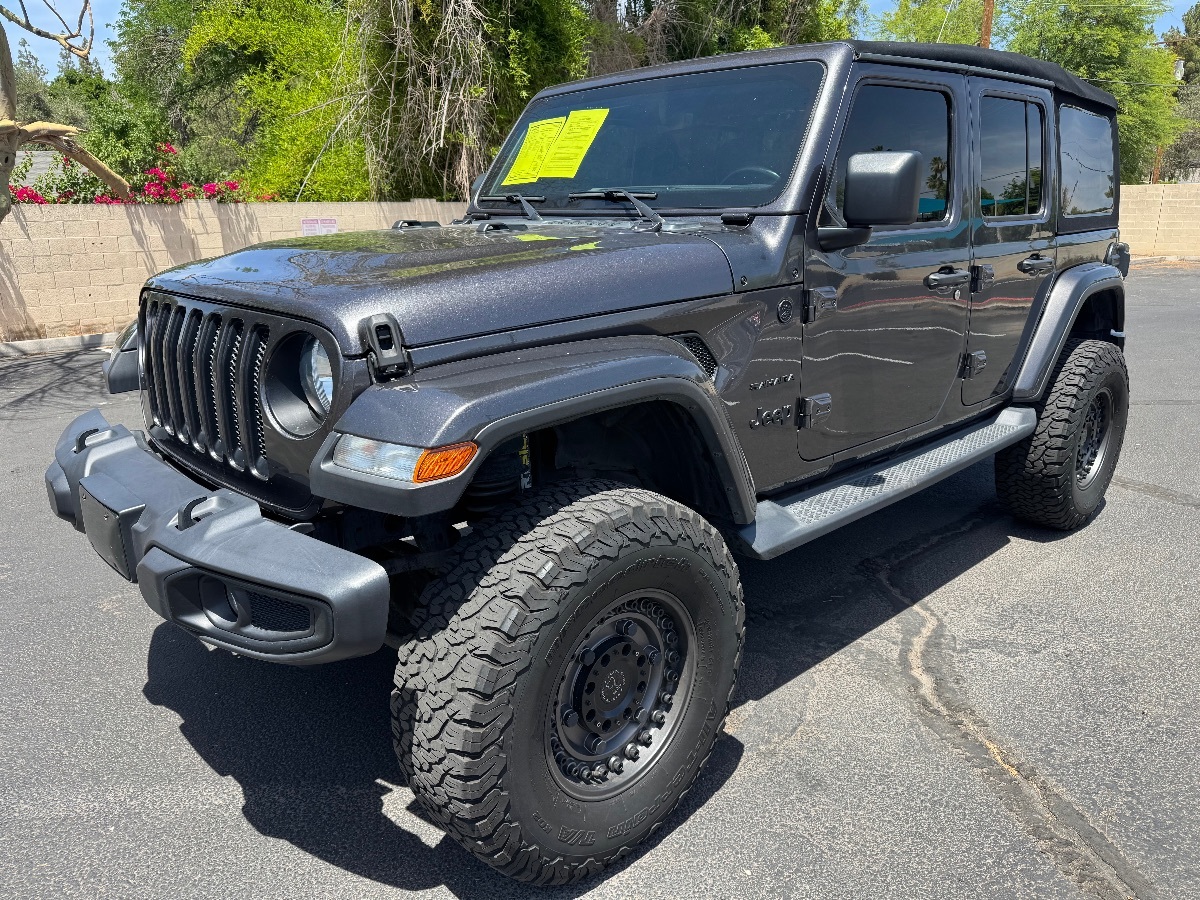 2021 Jeep Wrangler Unlimited Sahara - Photo 2