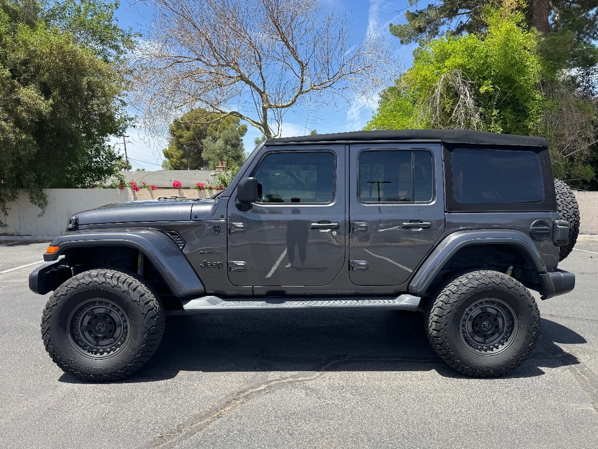 2021 Jeep Wrangler Unlimited Sahara - Photo 5