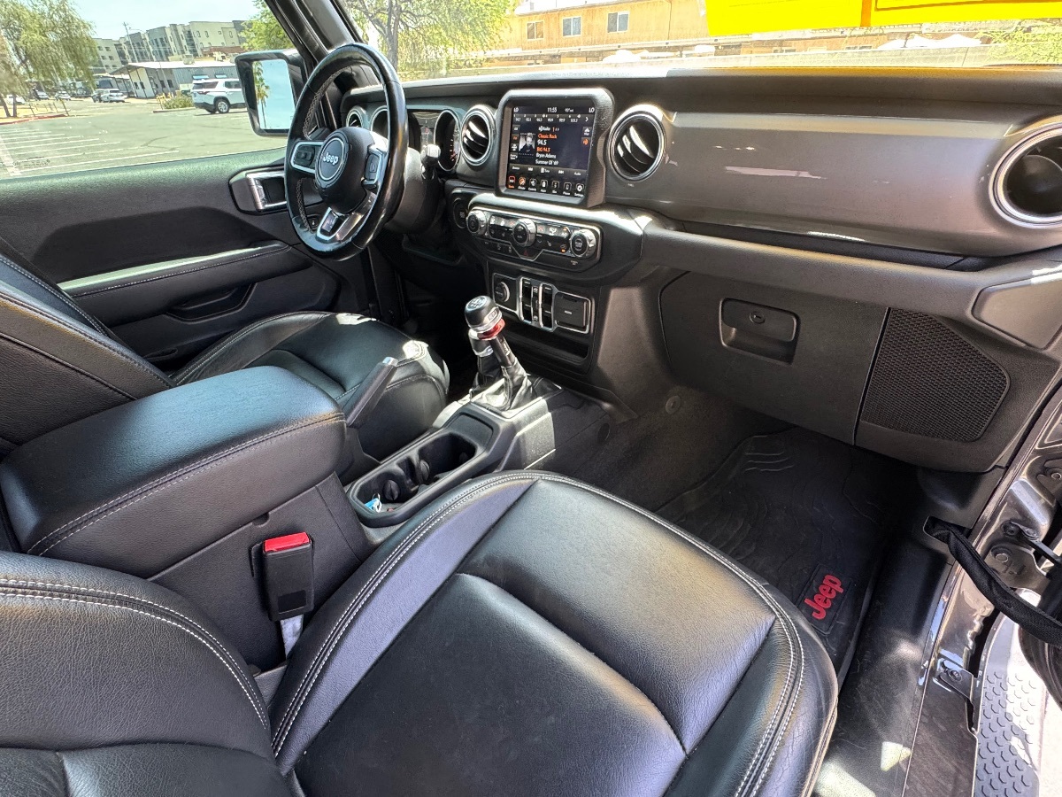 2021 Jeep Wrangler Unlimited Sahara - Photo 15