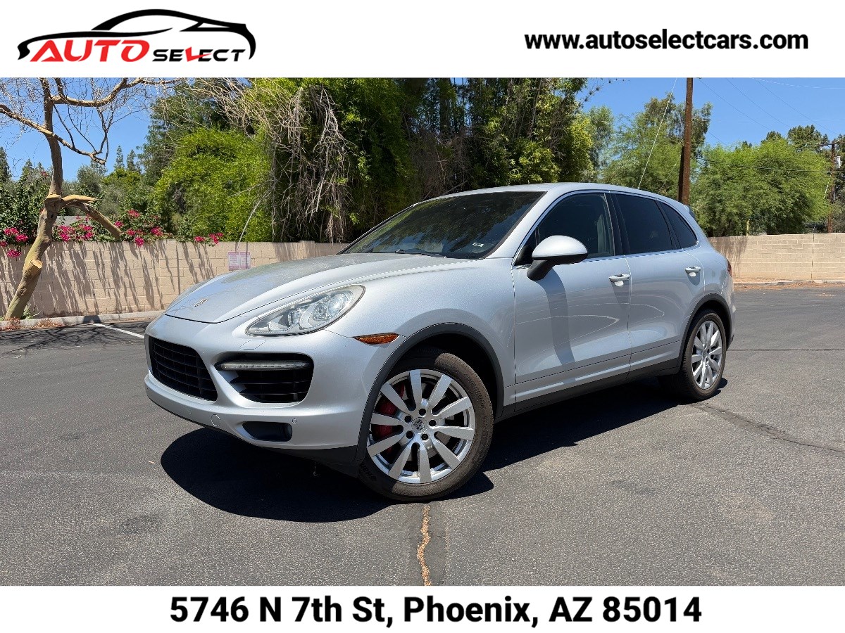 2013 Porsche Cayenne Turbo's photo