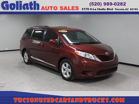 Sold 2017 Toyota Sienna LE Auto Access Seat