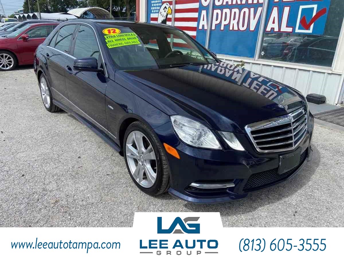 2012 Mercedes-Benz E 350 4MATIC Luxury Sedan