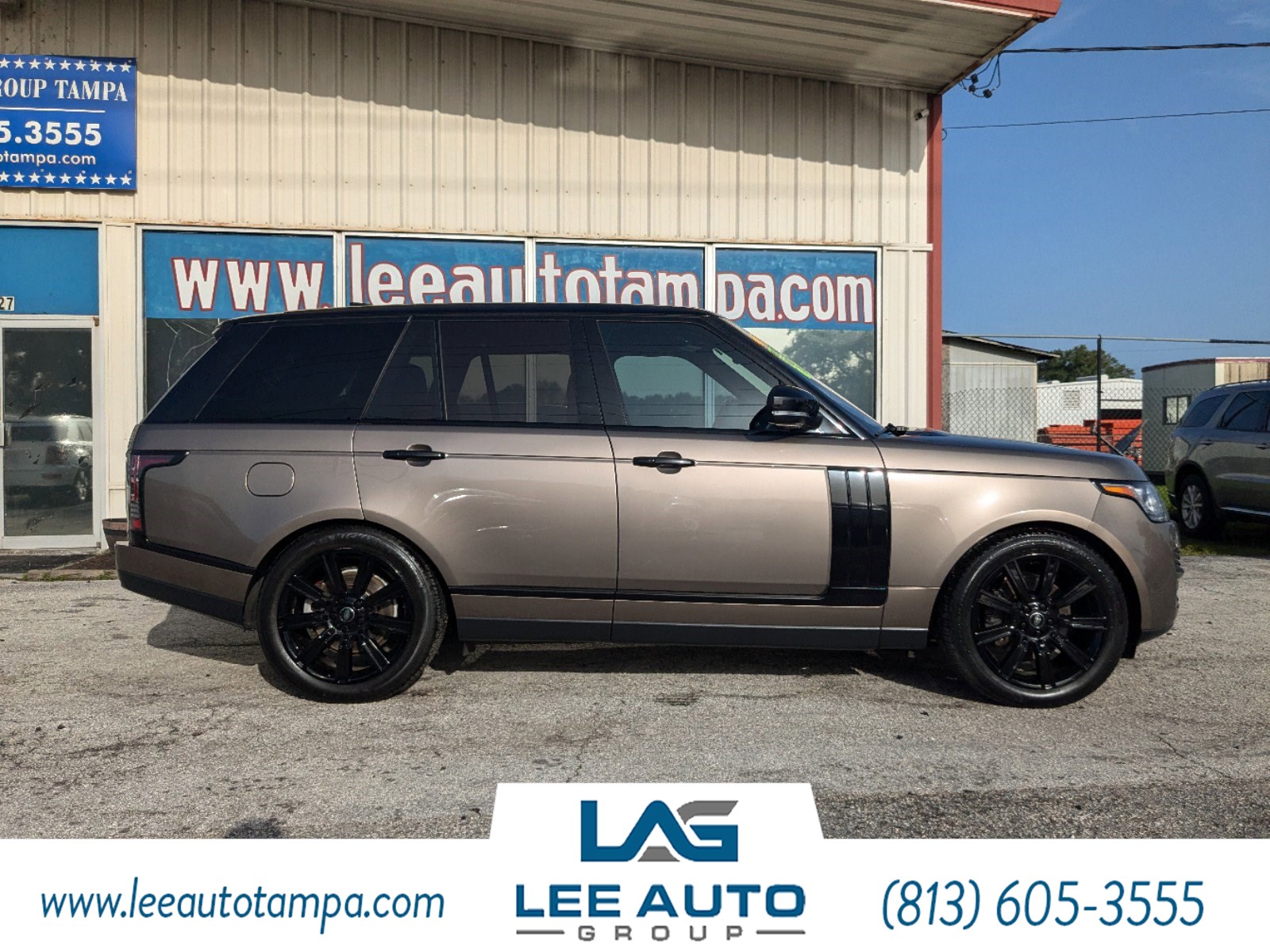 2017 Land Rover Range Rover HSE photo 3