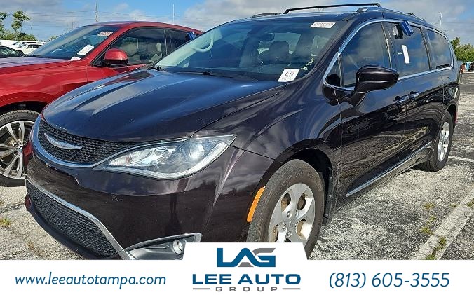 2017 Chrysler Pacifica Touring-L Plus