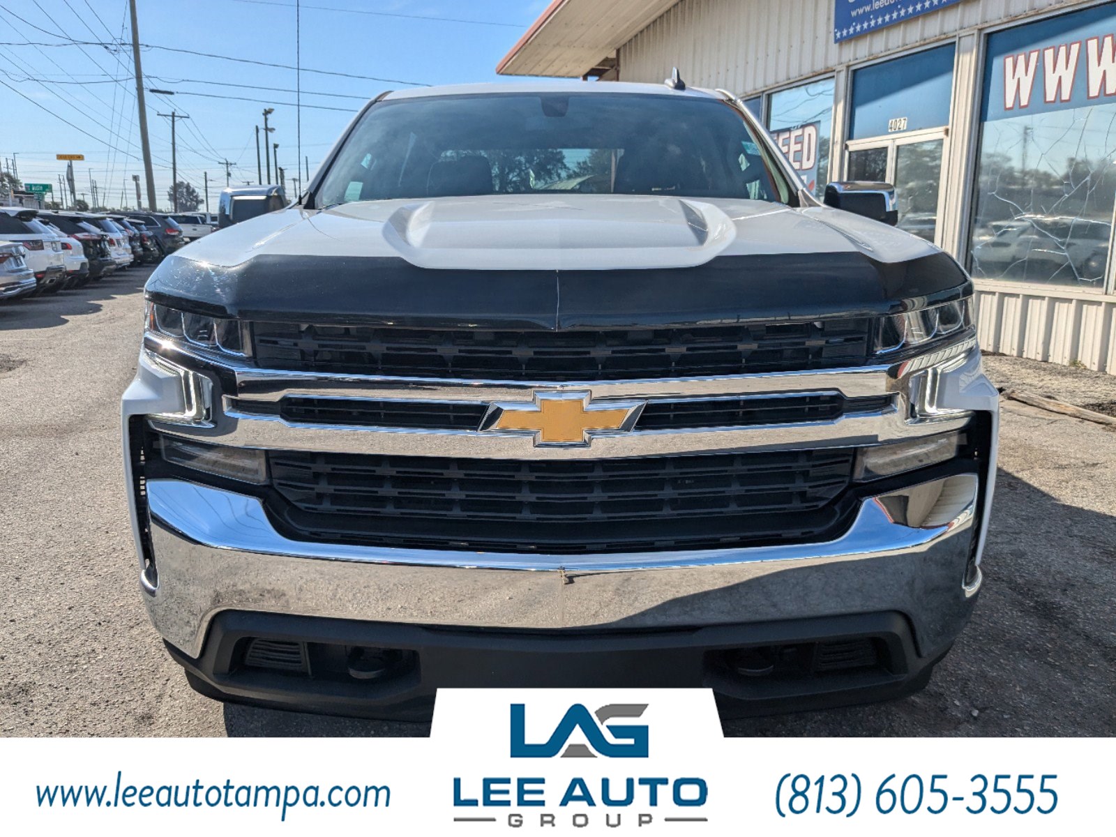 2022 Chevrolet Silverado 1500 LT photo 2