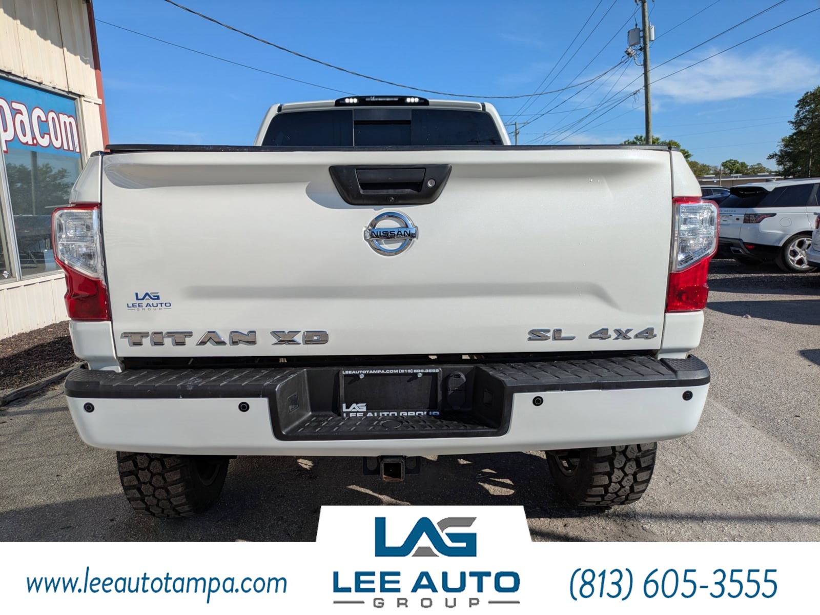 2018 Nissan Titan SL photo 4