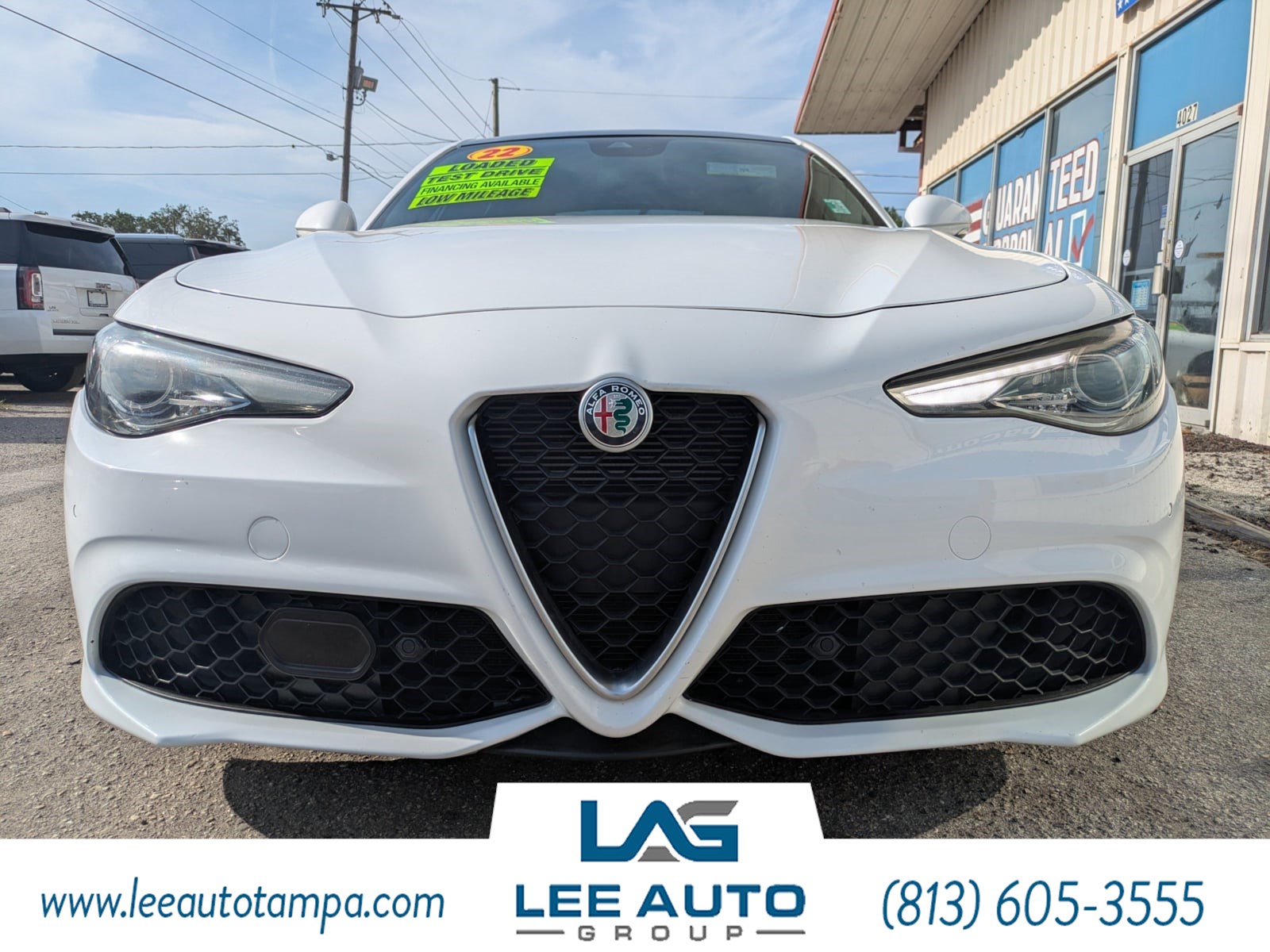 2022 Alfa Romeo Giulia Ti photo 2