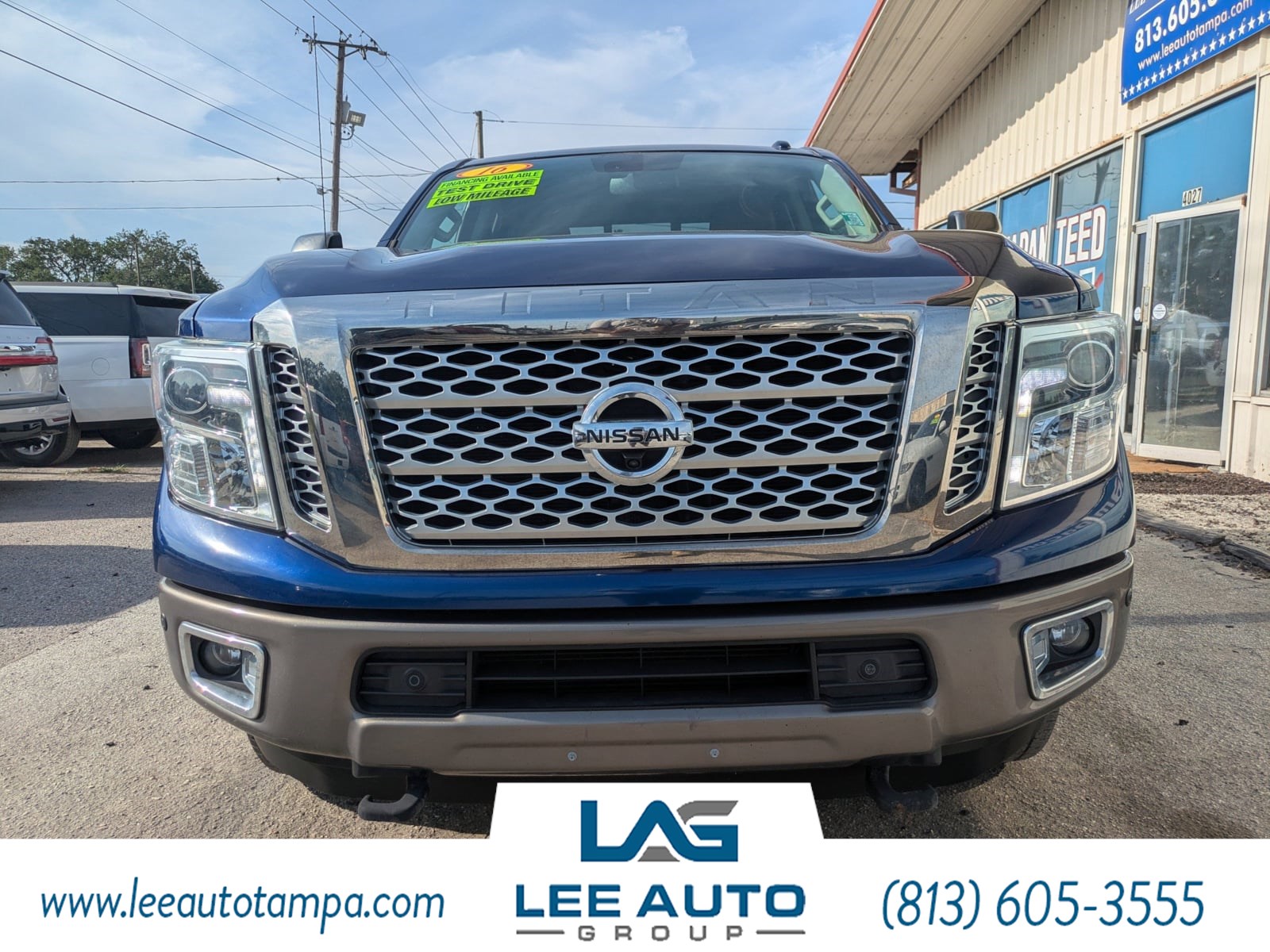 2016 Nissan Titan Platinum Reserve photo 2