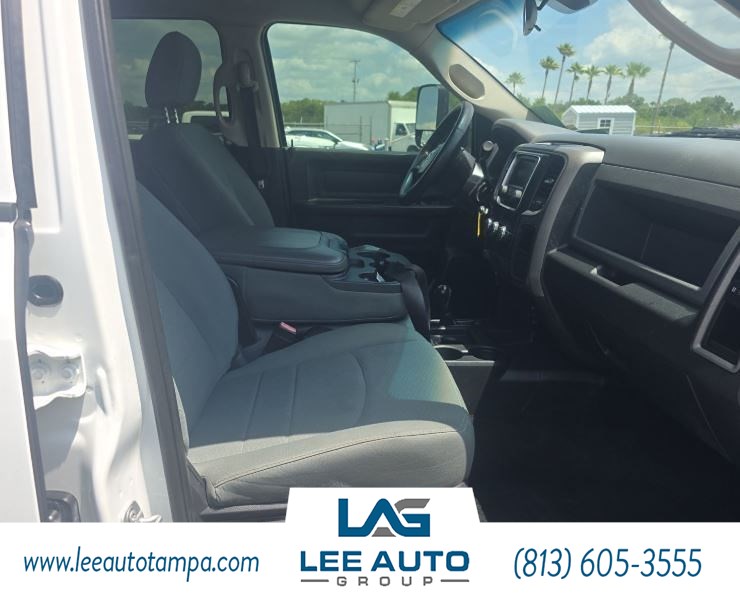 2017 Ram 3500 Tradesman photo 2