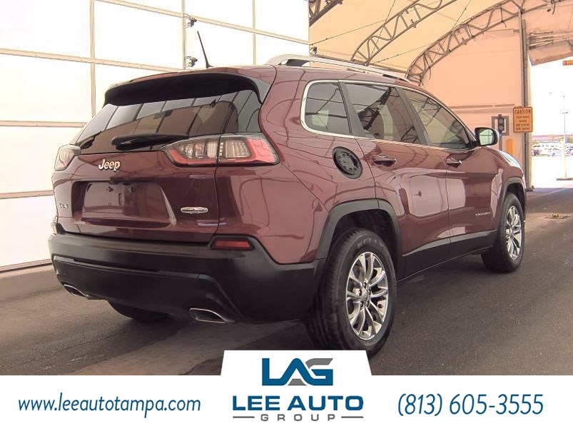 2019 Jeep Cherokee Latitude photo 2