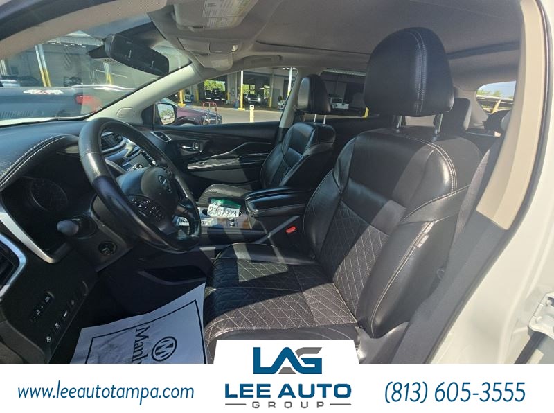 2019 Nissan Murano Platinum photo 2