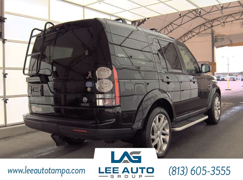 2016 Land Rover LR4 HSE photo 2