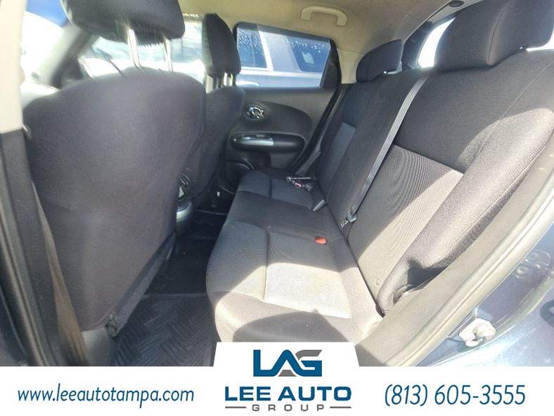 2013 Nissan Juke S photo 2