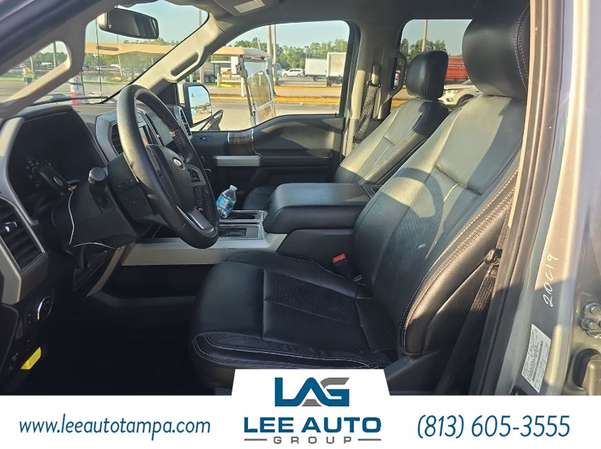 2020 Ford F-150 Lariat photo 2