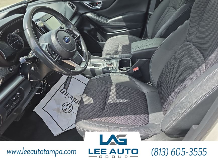 2020 Subaru Forester Premium photo 2