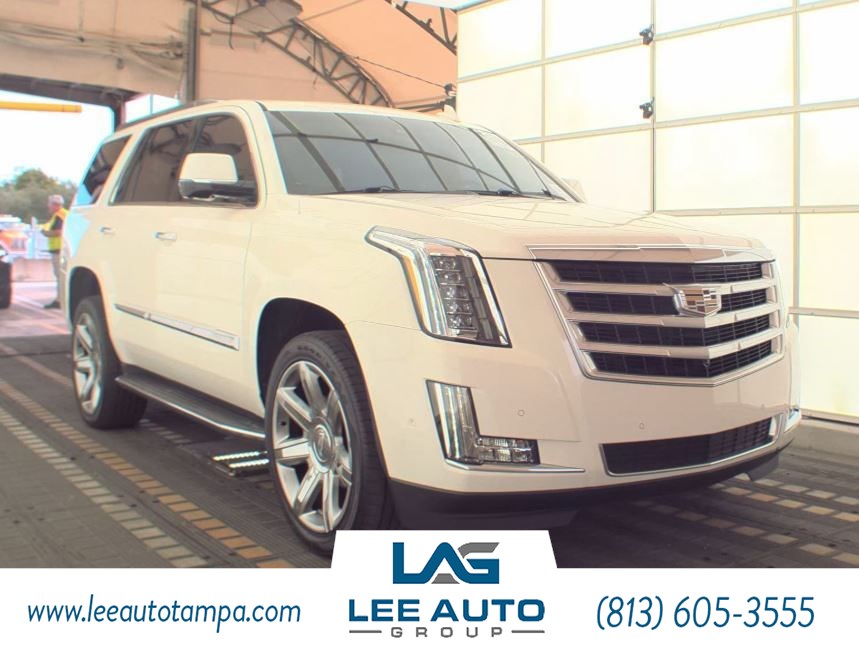 2019 Cadillac Escalade Luxury photo 4