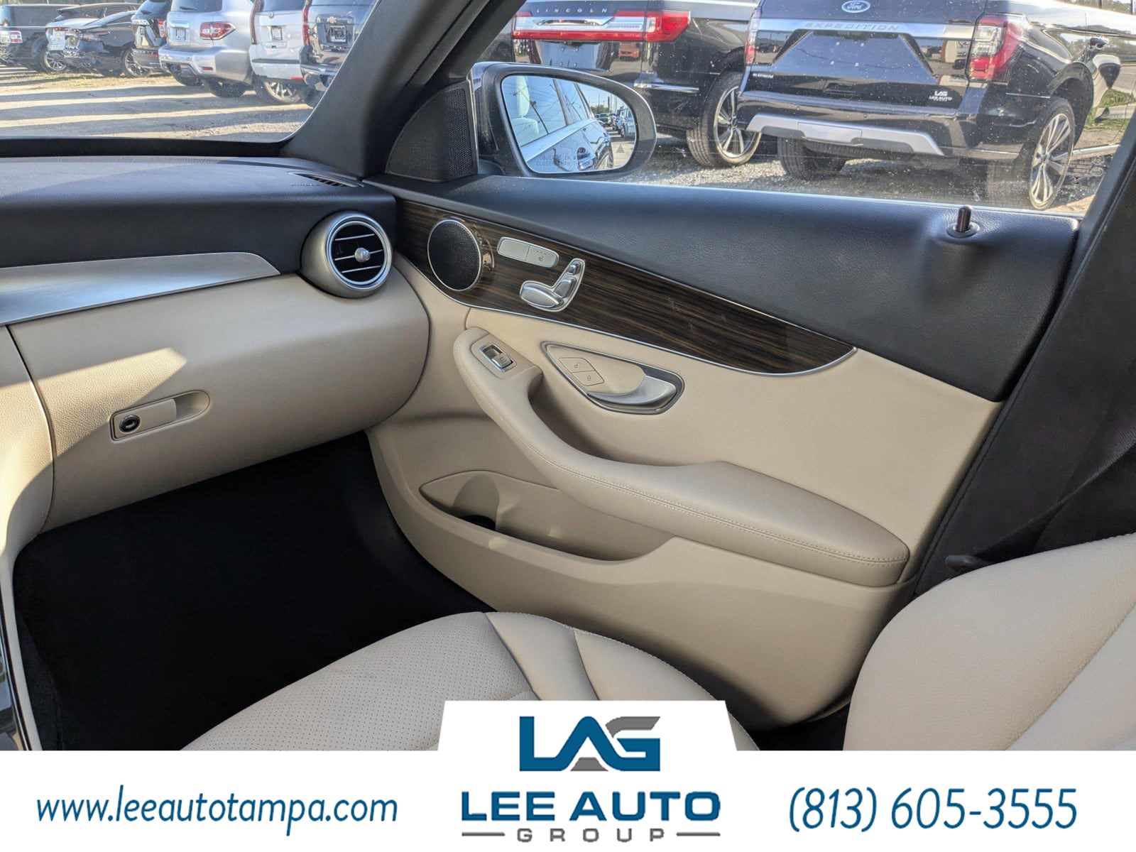 2018 Mercedes Benz C 300 photo 17
