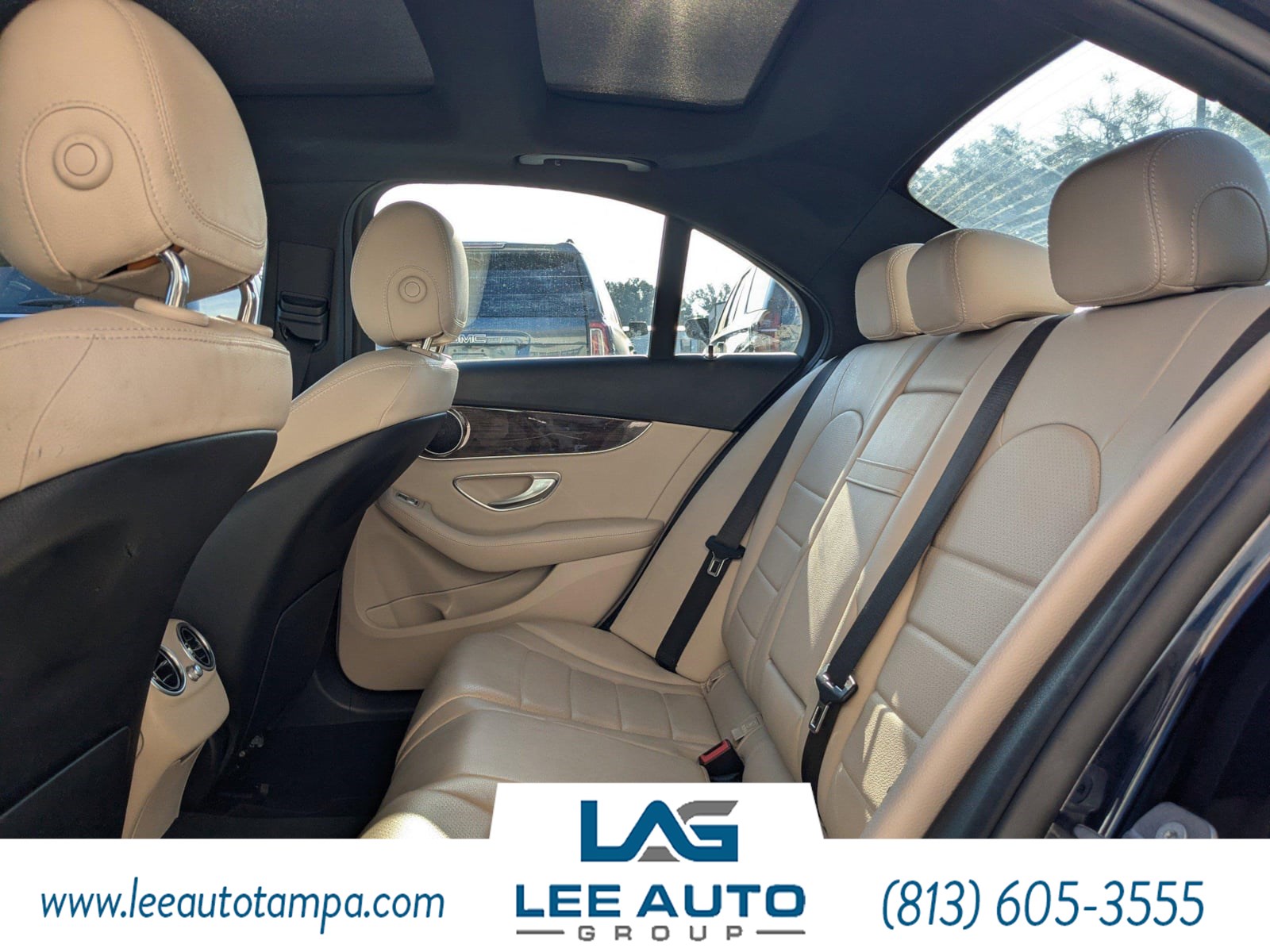 2018 Mercedes Benz C 300 photo 14