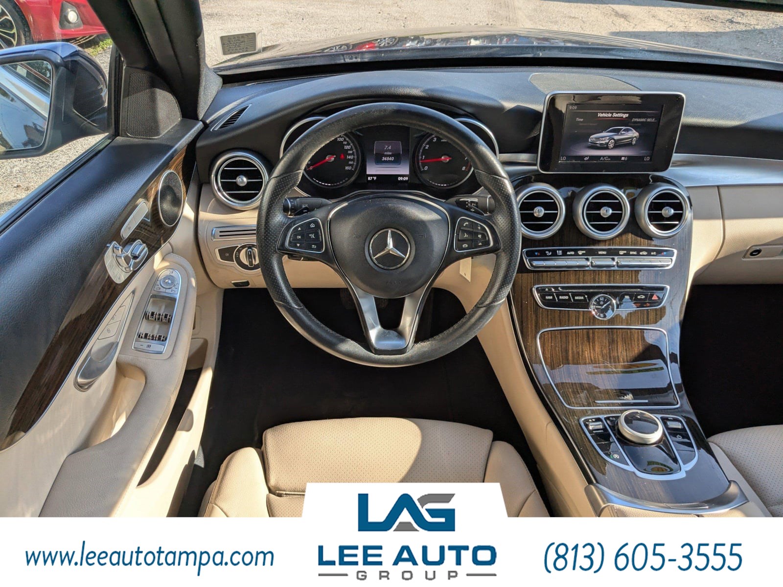 2018 Mercedes Benz C 300 photo 16