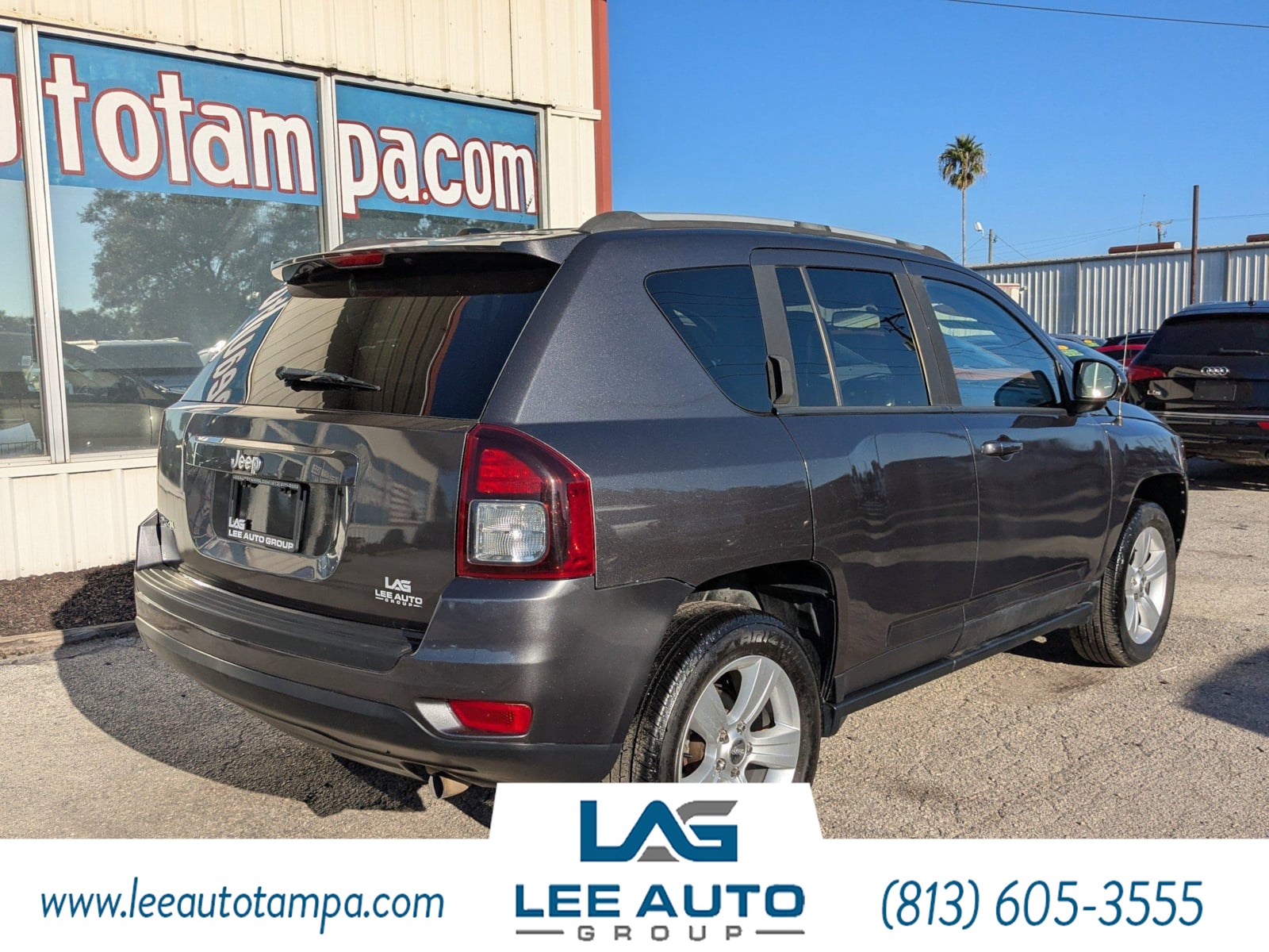 2016 Jeep Compass Latitude photo 2