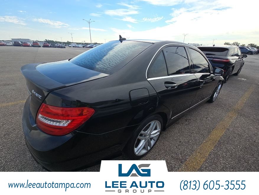 2014 Mercedes Benz C 300 Luxury Sedan 4MATIC photo 3