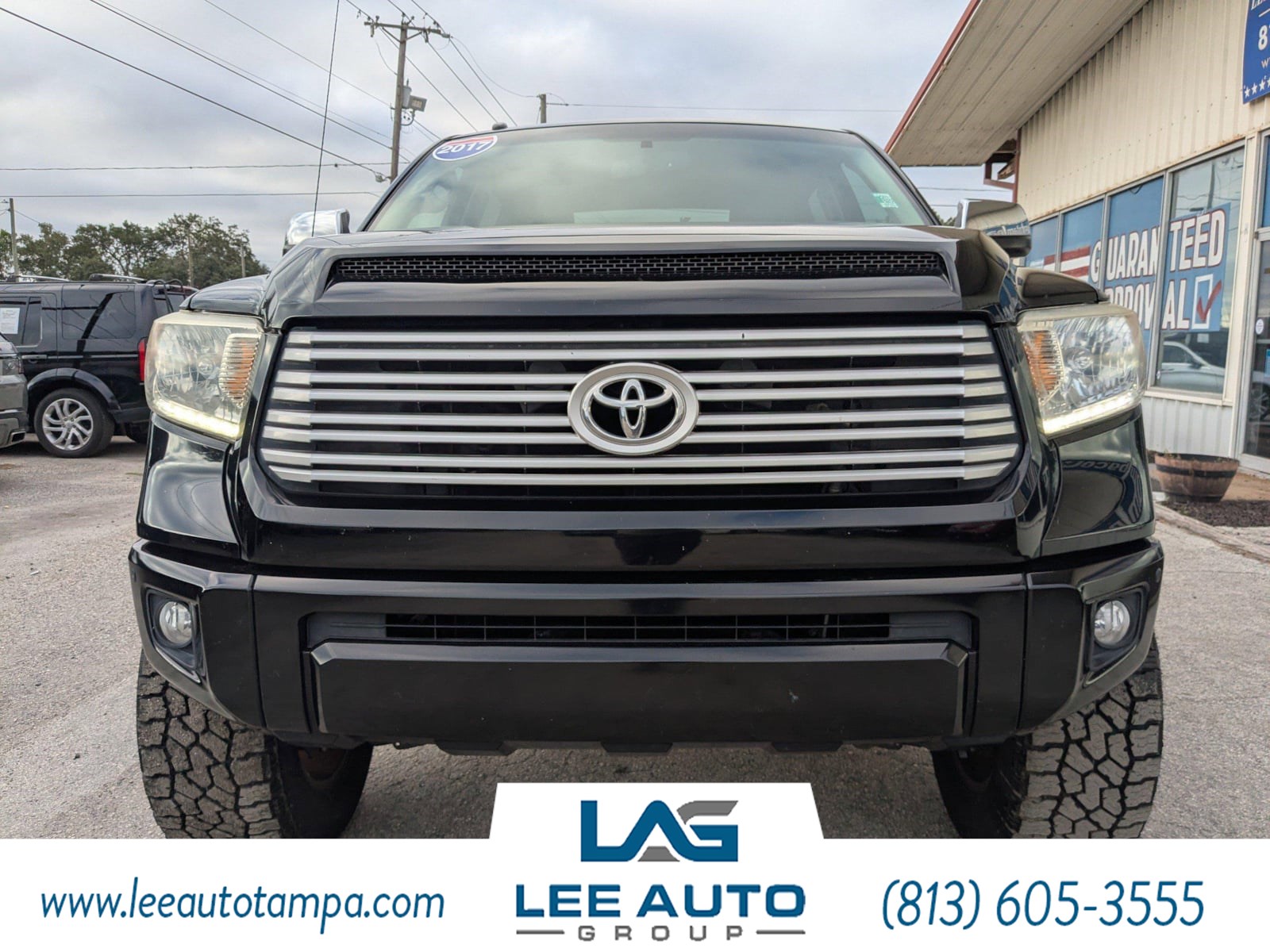 2017 Toyota Tundra Platinum photo 2