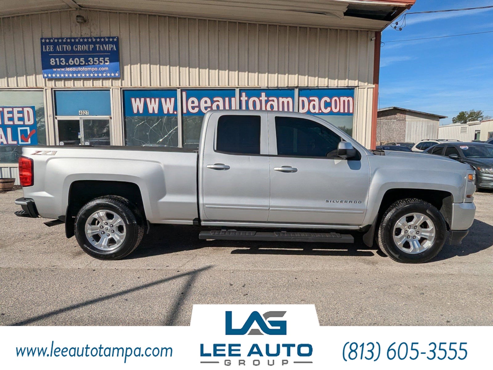 2018 Chevrolet Silverado 1500 LT Z71 - Photo 2