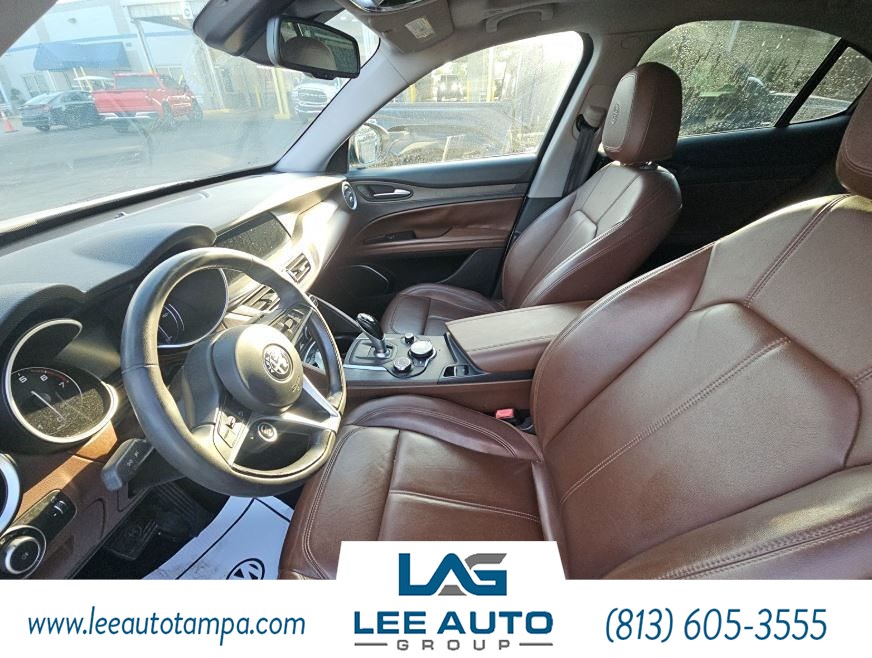 2019 Alfa Romeo Stelvio Ti photo 3