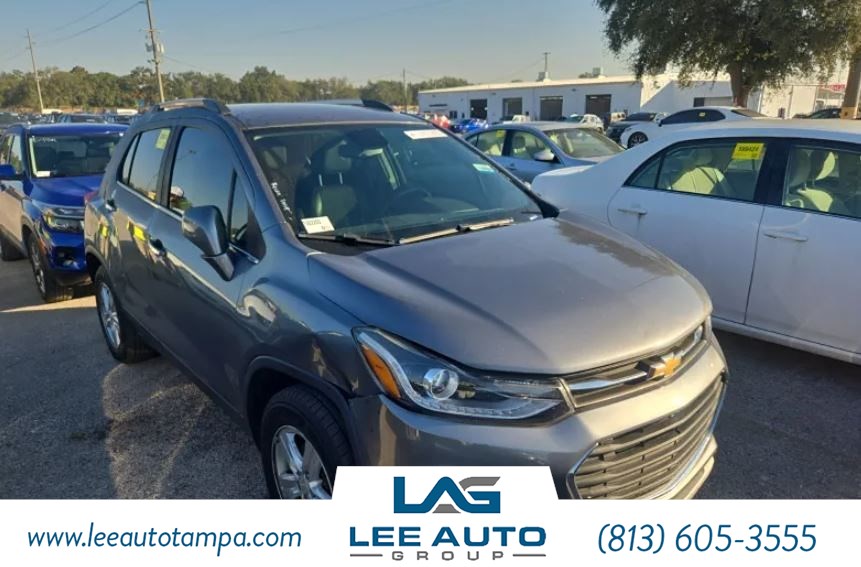 2020 Chevrolet Trax LT photo 3