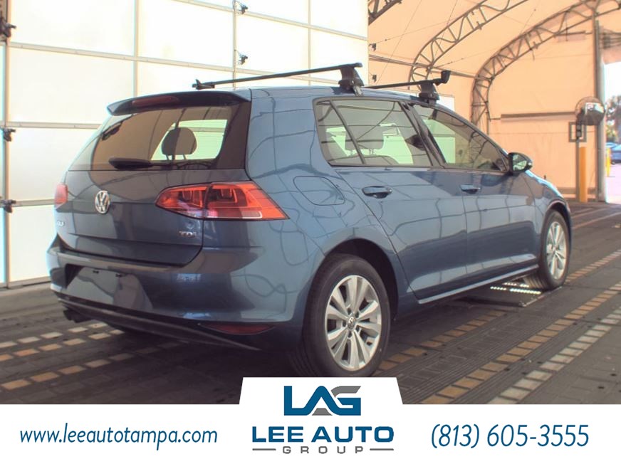 2015 Volkswagen Golf TDI S photo 2