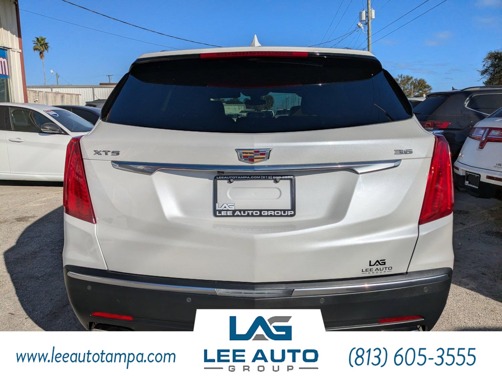 View vehicle photo 4