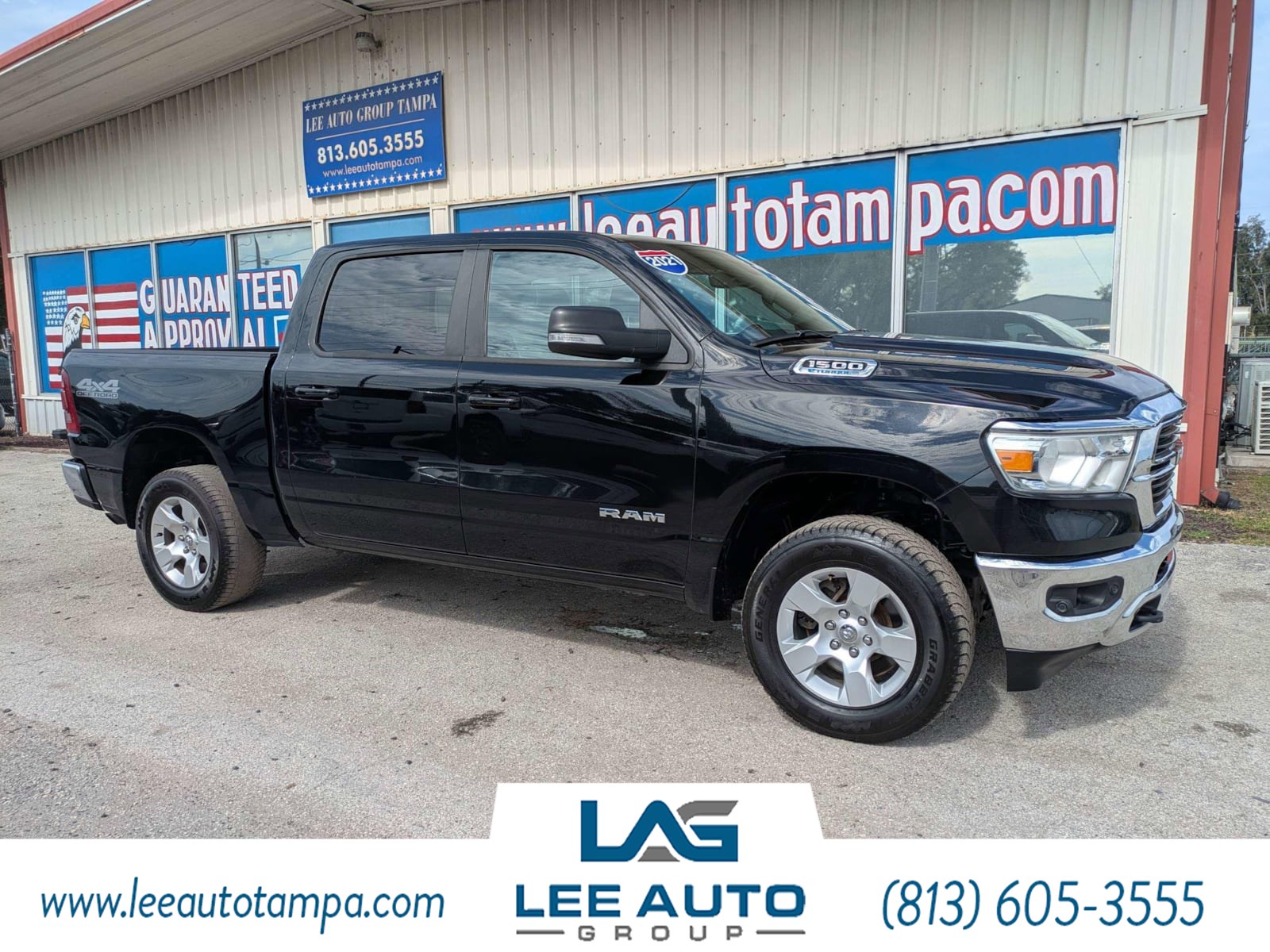 2021 RAM 1500 Big Horn/Lone Star 4x4 Crew Cab 5'7's photo