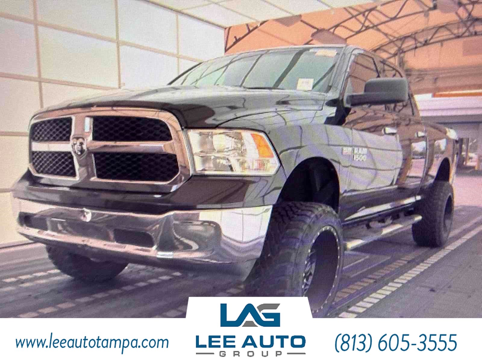 2017 RAM 1500 SLT 4x4 Crew Cab 6'4's photo
