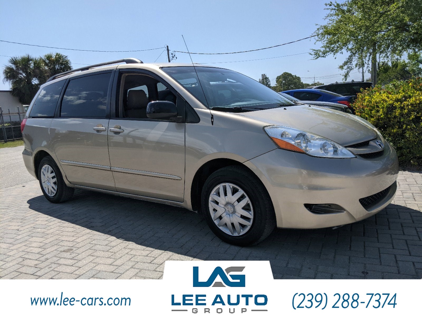 2009 Toyota Sienna LE