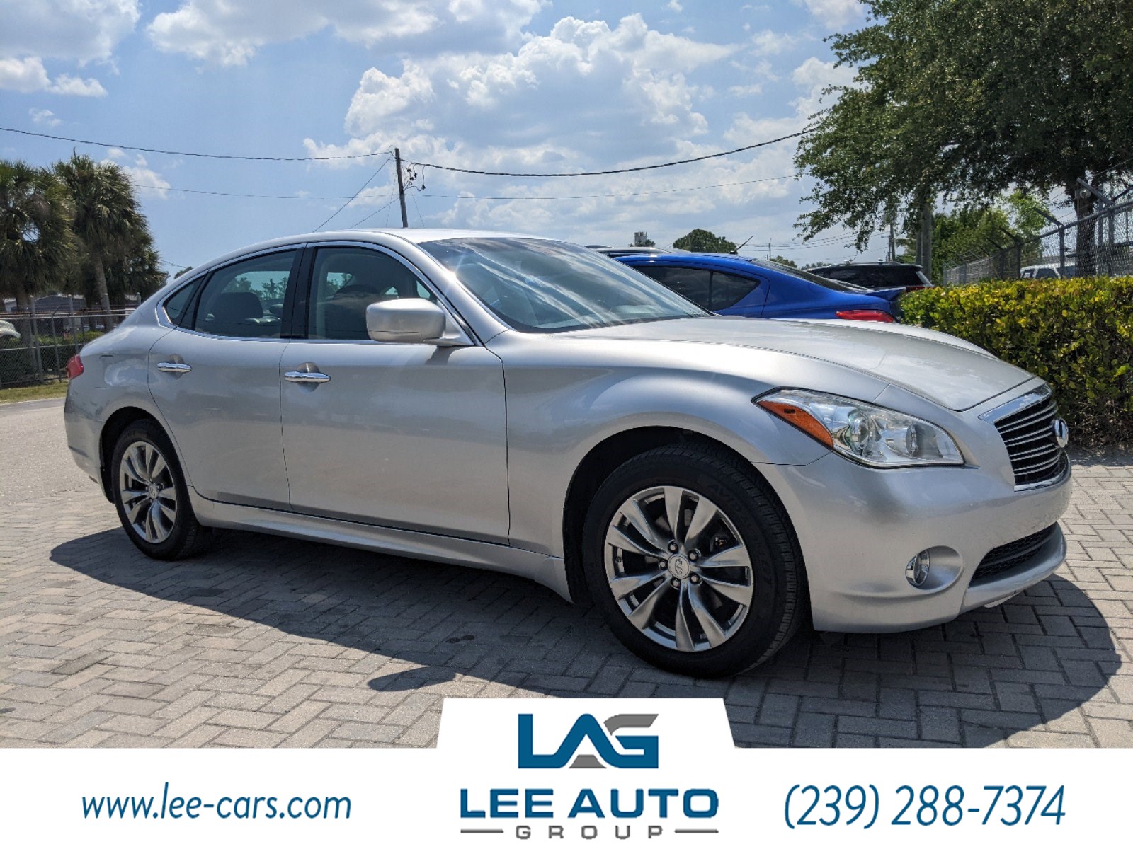 2012 INFINITI M37 