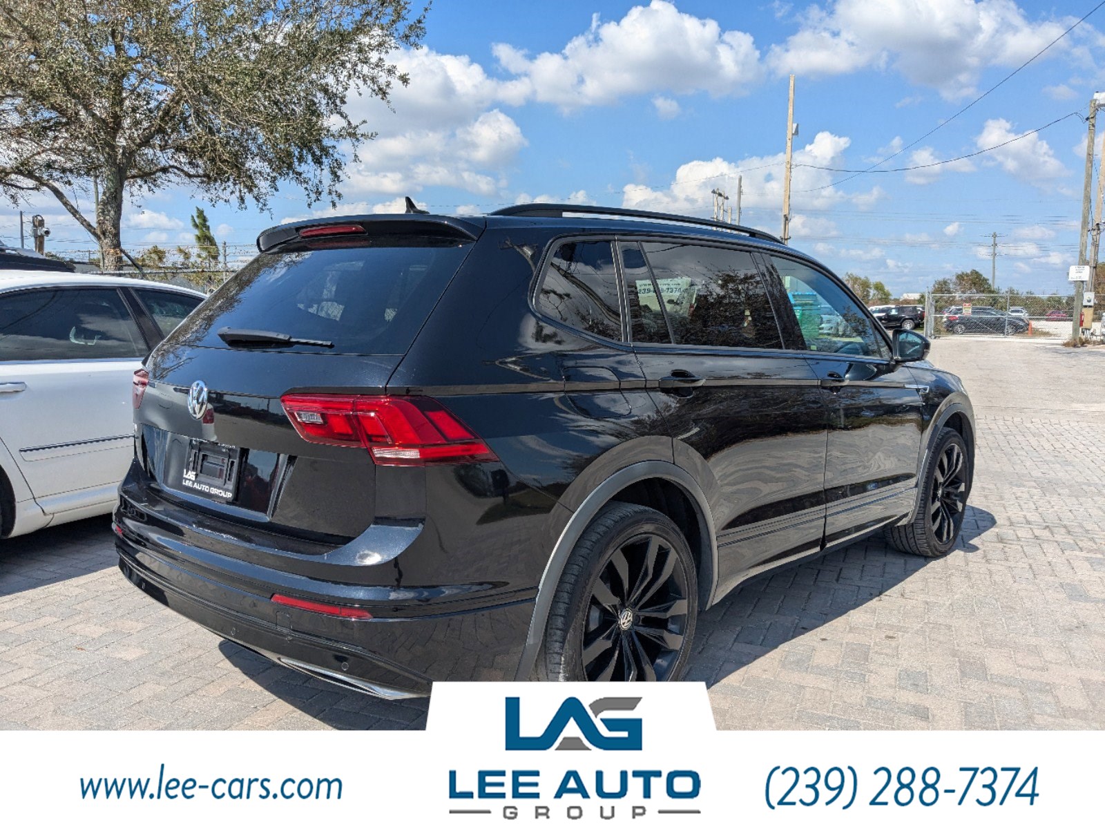 2021 Volkswagen Tiguan SE R-Line Black photo 3
