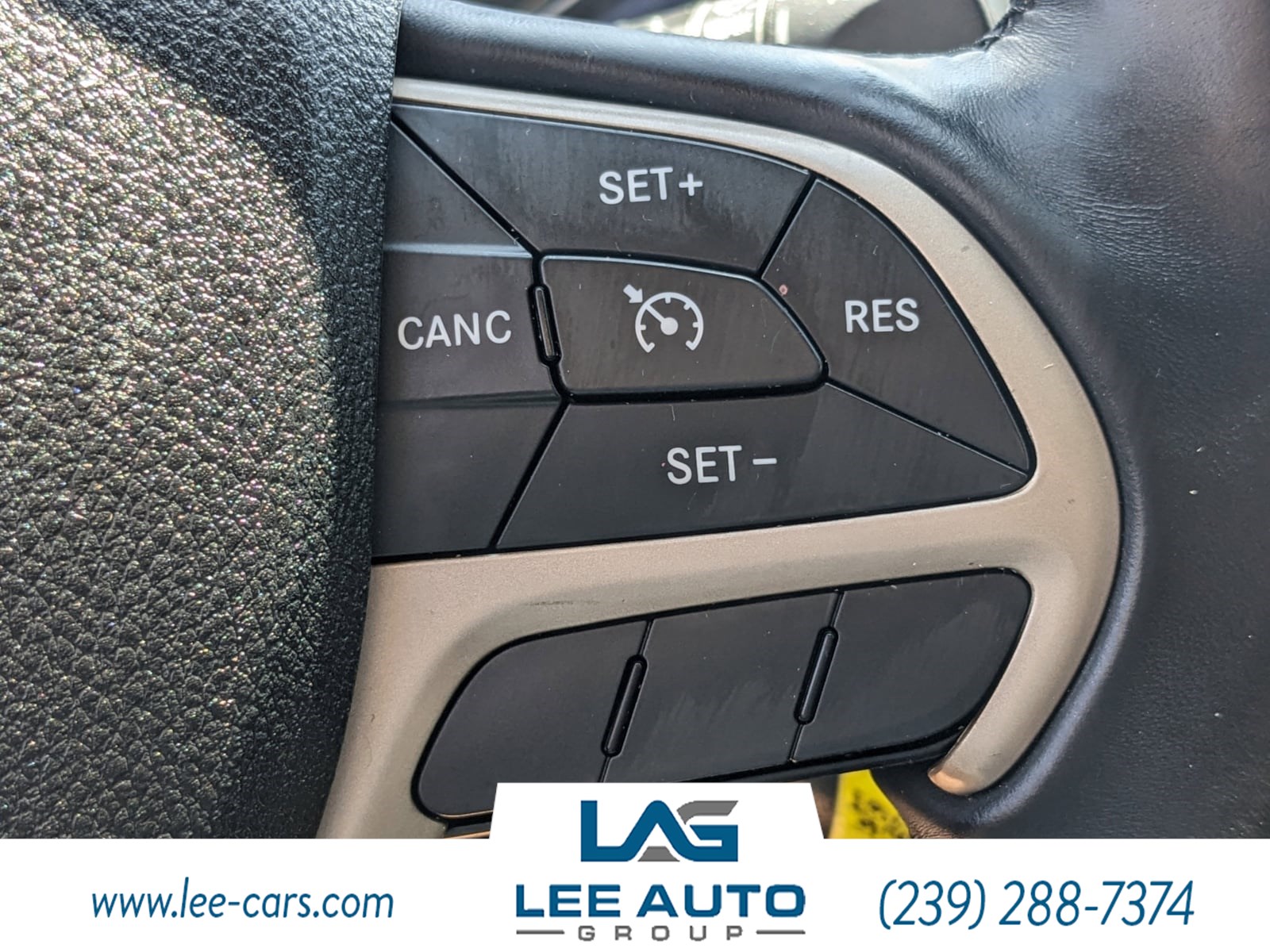 2015 Jeep Cherokee Latitude photo 20