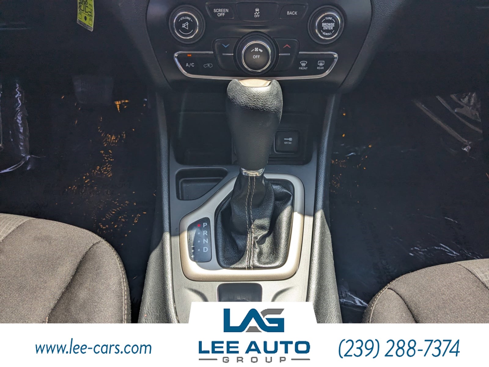 2015 Jeep Cherokee Latitude photo 16