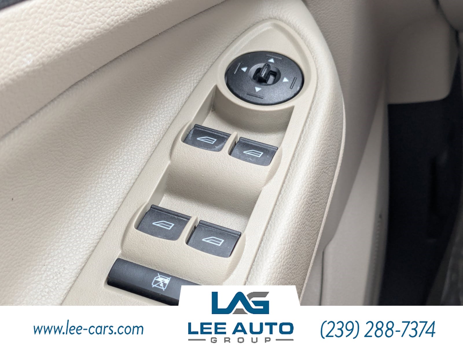 2016 Ford Escape SE photo 17