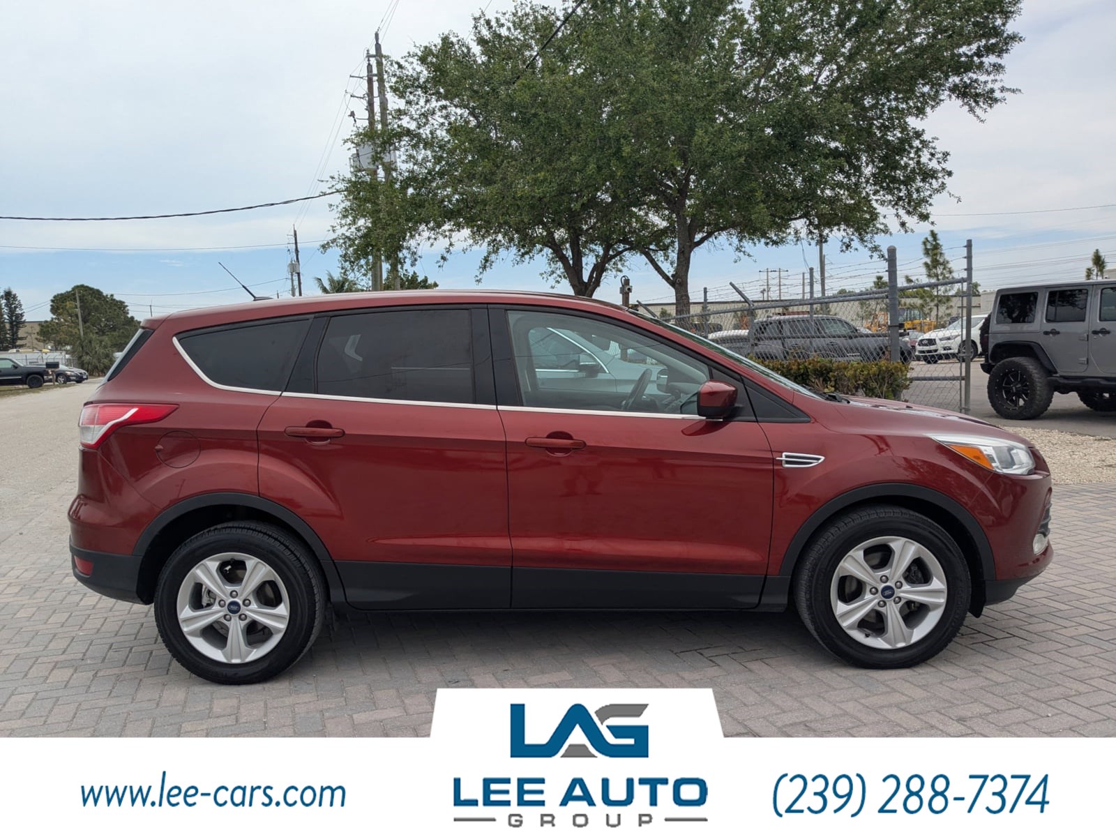 2016 Ford Escape SE photo 2