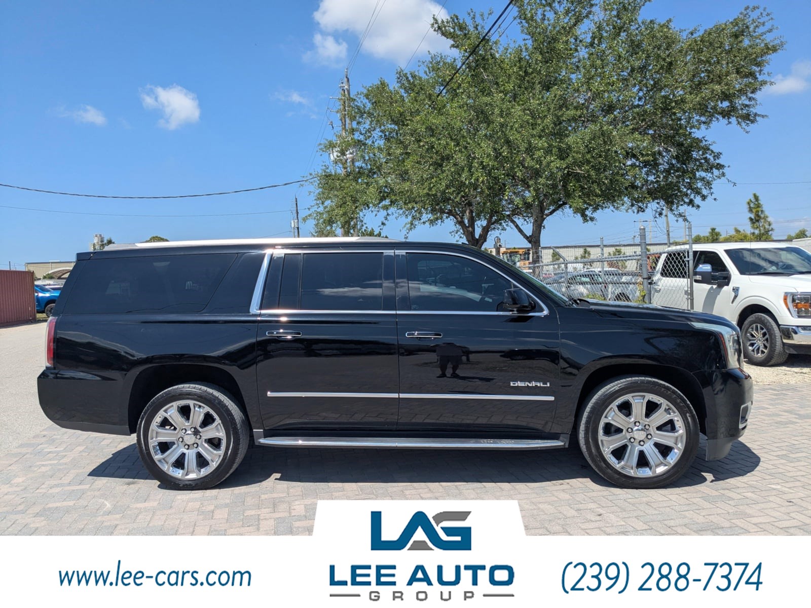 2019 Gmc Yukon XL Denali photo 2