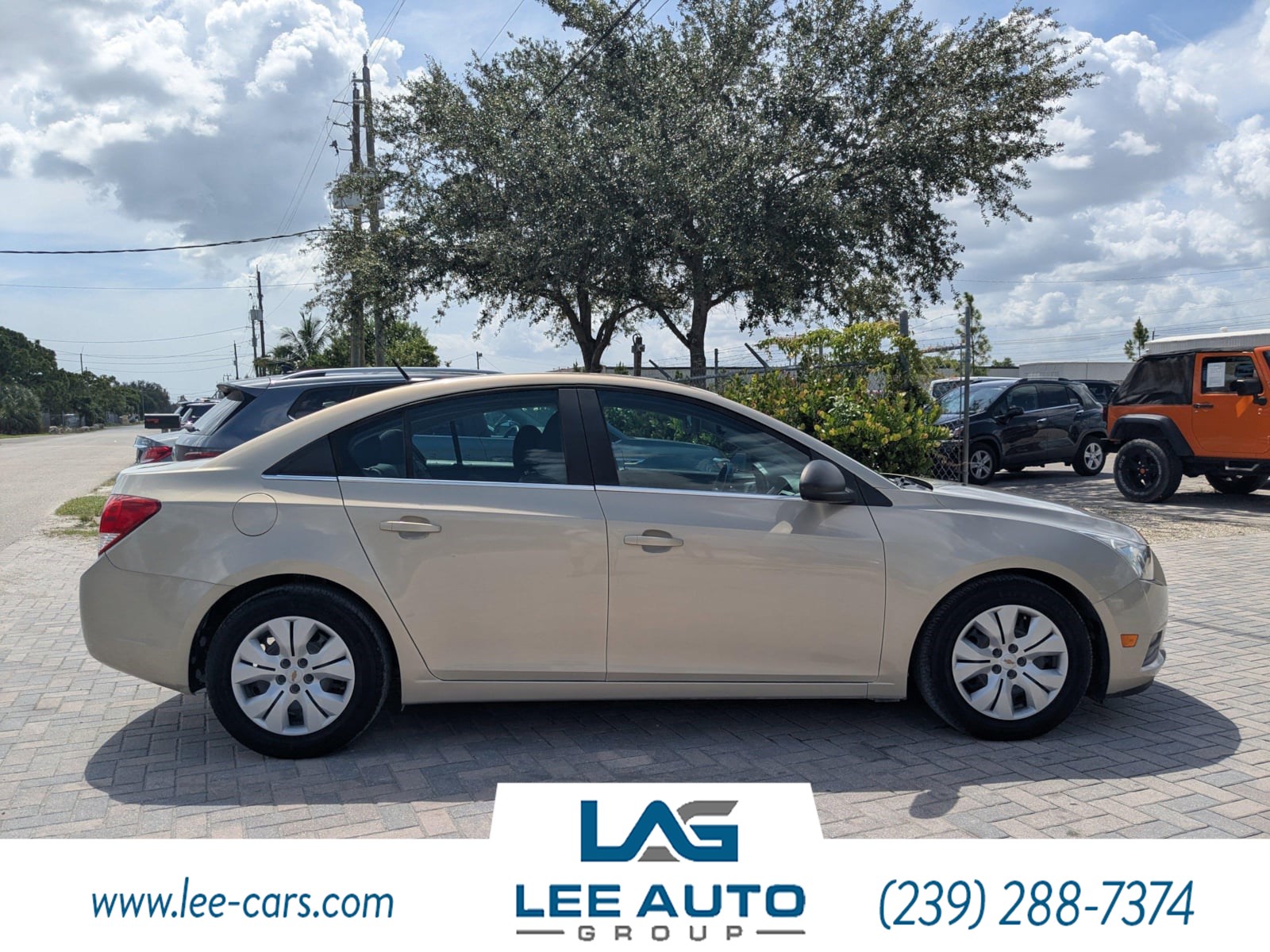 2012 Chevrolet Cruze LS photo 2