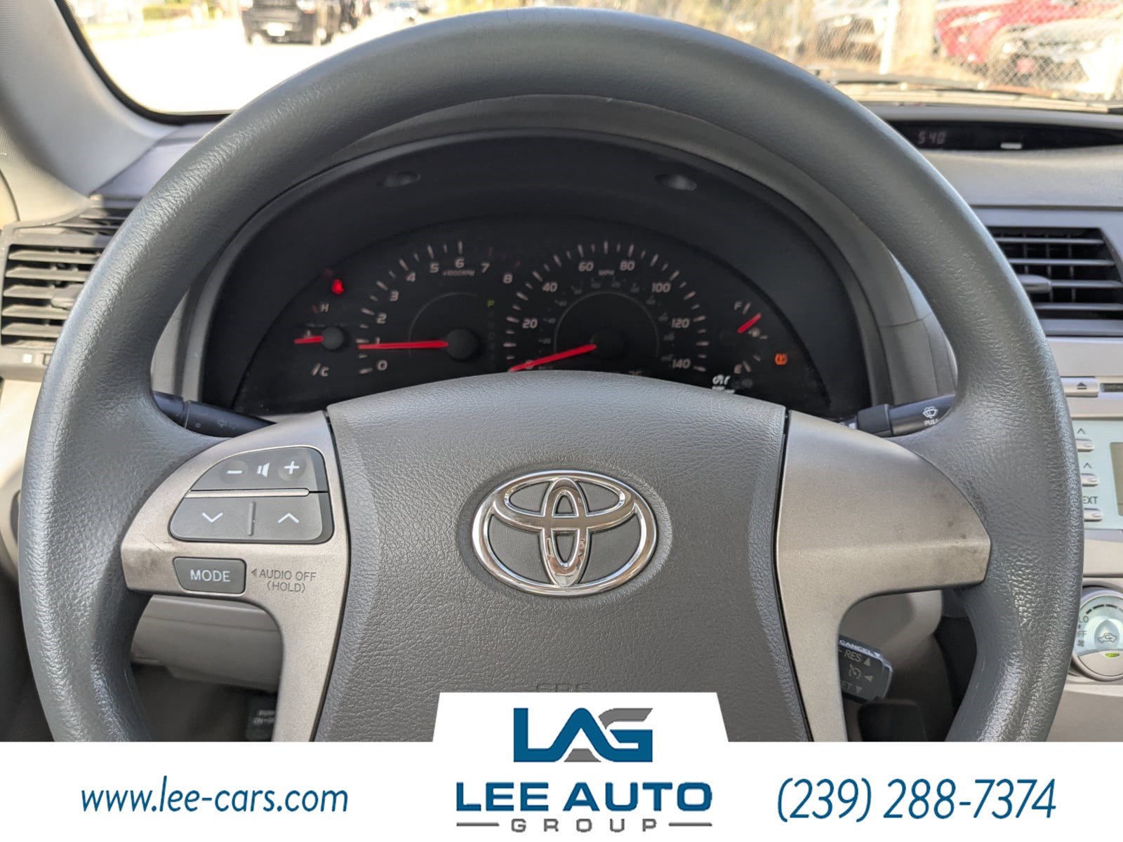 2007 Toyota Camry LE photo 19