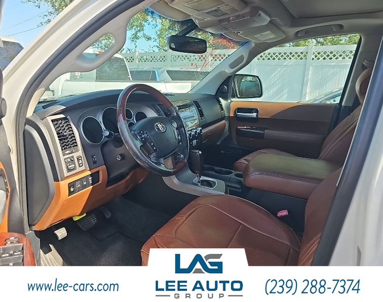 2012 Toyota Sequoia Platinum photo 3