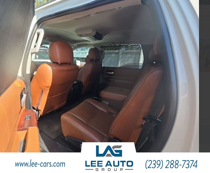 2012 Toyota Sequoia Platinum photo 4