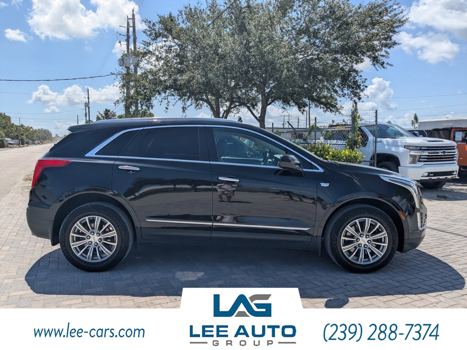 2017 Cadillac XT5 Luxury photo 2