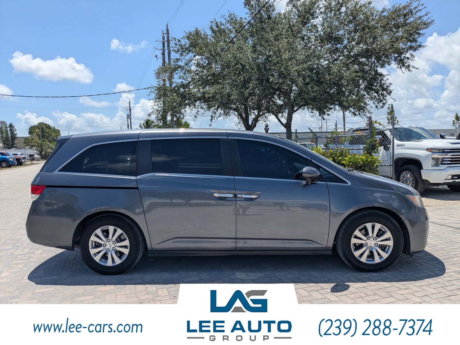 2014 Honda Odyssey EX photo 2